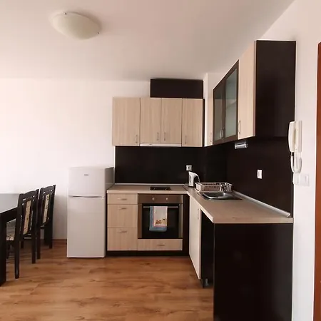 شقة New Estate In Royal Palm